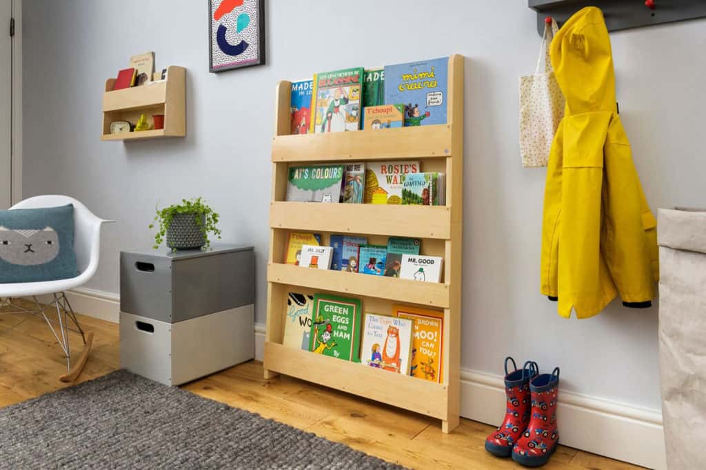 tidy_books_childrens_bookcase_natural_no_letters_-_reading_-_low_res_2